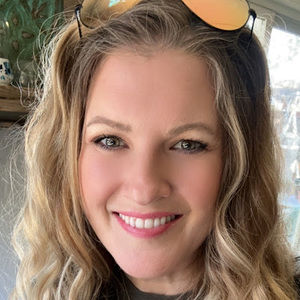 Meet your Posher, Cora